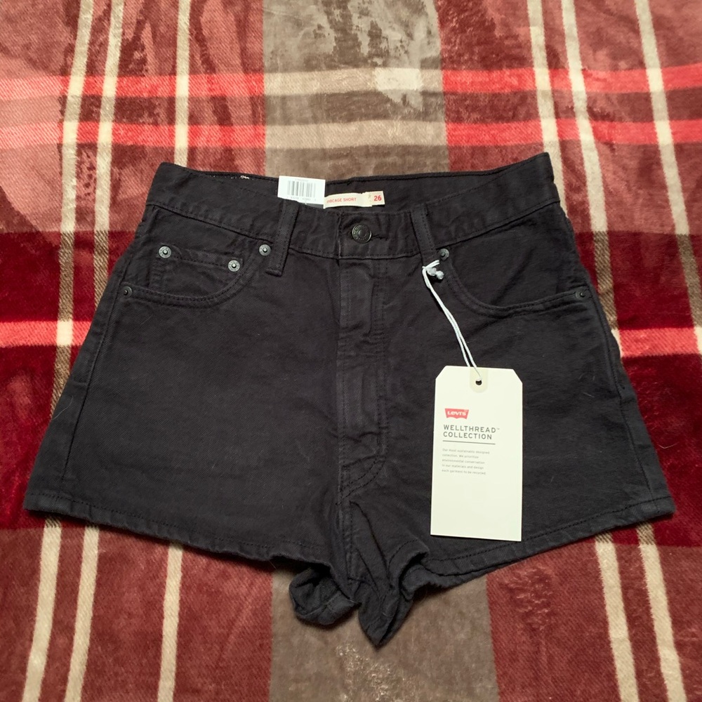 Levi’s x Wellthread Ribcage Shorts - Picture 10 of 12